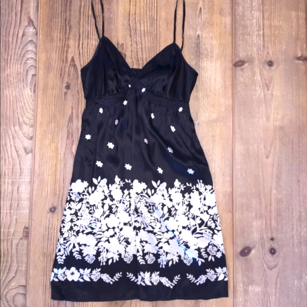 NWOT - Express Design Studio Silk Dress - Medium